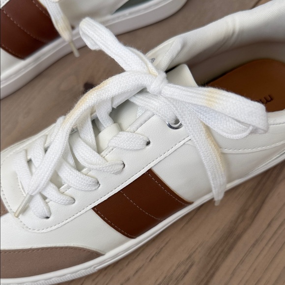 Maurices Sneakers - Picture 3 of 4